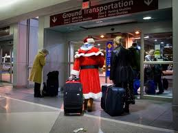 Kerstman op de luchthaven