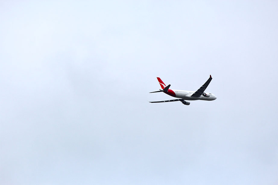 qantas vliegtuig in de lucht