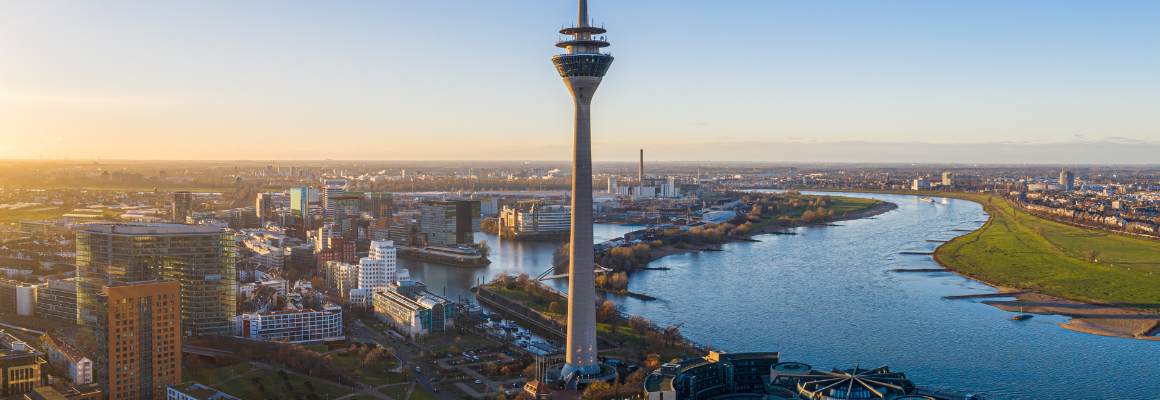 dusseldorf skyline