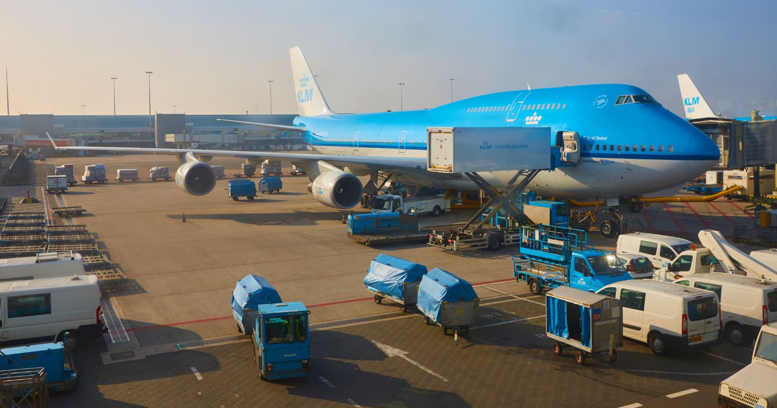 klm vliegtuig op schiphol