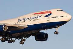 British airway vliegtuig in de lucht